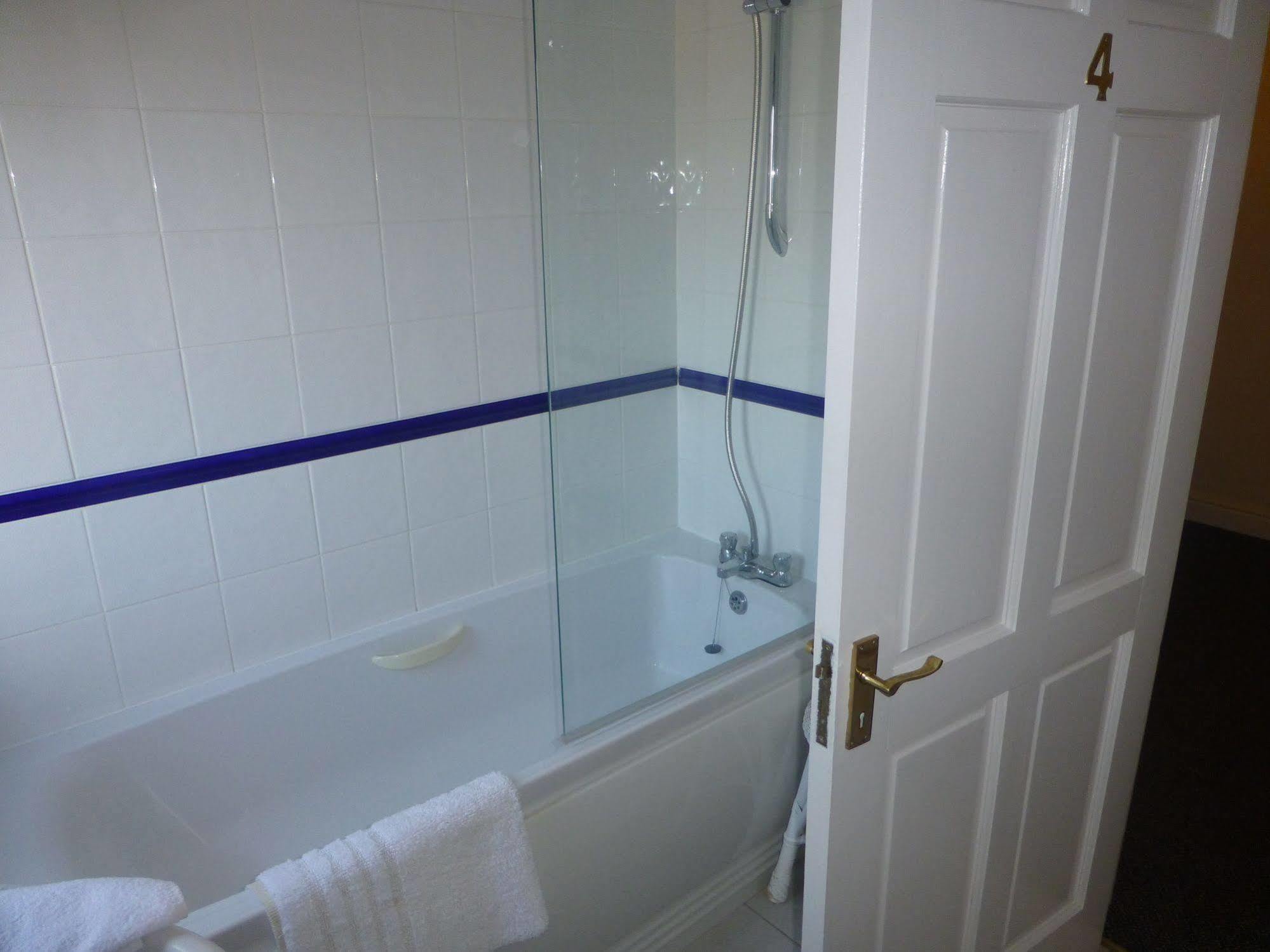 Beech Lodge Guest House New Milton Extérieur photo